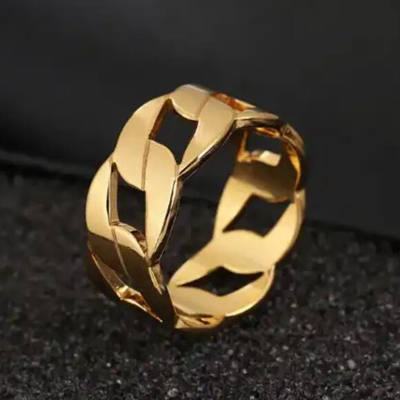 Gold Chain Style Ring - Picture 1 of 1